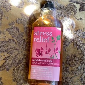 Bath & Body Works Sandalwood Rose Body Wash & foam